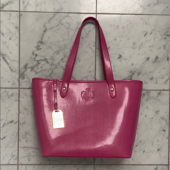 Pink embossed vegan leather tote bag. - Picture 3 of 7